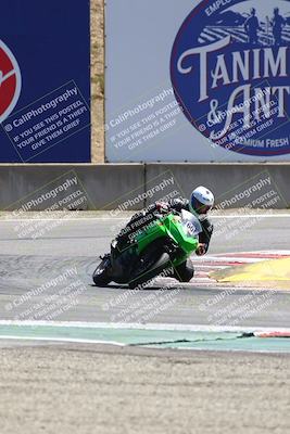 media/Aug-29-2025-TrackDaz (Fri) [[e7163b0dc3]]/A Group/12pm (Turn 11)/